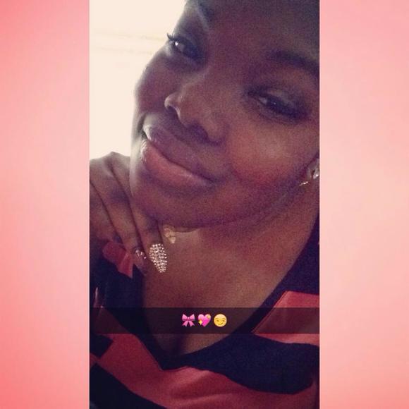 Meet your Posher, Nkechiyem - Picture 1 of 1